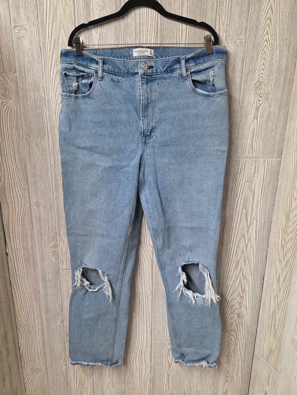 Abercrombie & Fitch The 90s Straight Ultra High Rise Distressed Jeans Womens 33